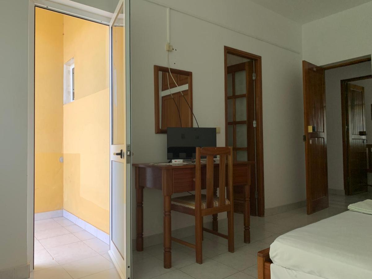 Residencial Por Do Sol Hotel Porto Novo  Exterior photo